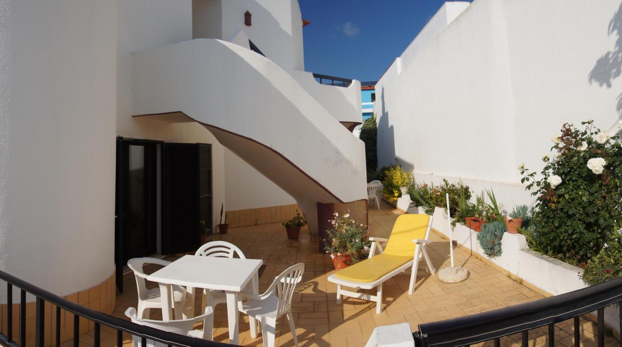 Apartamentos E Quartos Atalaia Sagres Exteriör bild