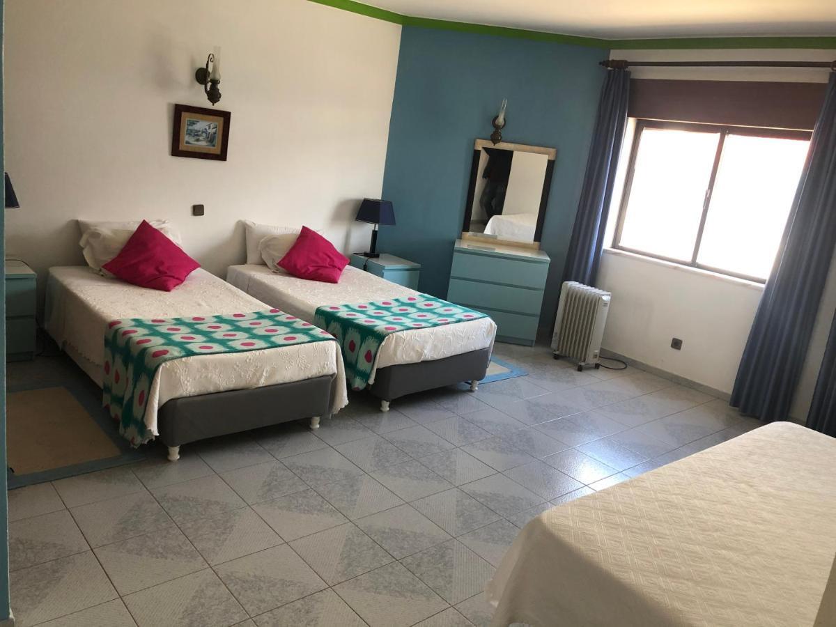 Apartamentos E Quartos Atalaia Sagres Exteriör bild